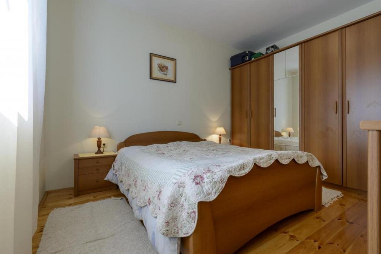 Apartment Petar Vitaljina Exterior photo